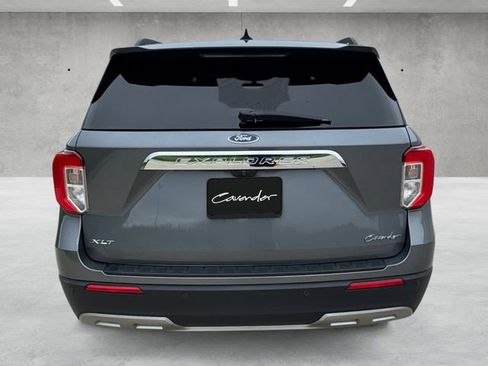 Used 2022 Ford Explorer XLT w/ Equipment Group 202A RWD image 15