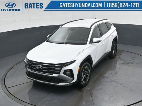 New 2026 Hyundai Tucson SEL w/ Tow & Go Package AWD/4WD image 44