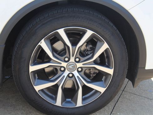 Certified 2023 Acura MDX w/ Technology Package FWD image 4