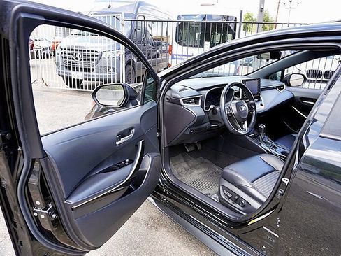 Used 2020 Toyota Corolla XSE FWD image 36