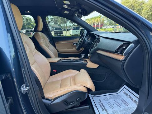Used 2019 Volvo XC90 T6 Inscription w/ Advanced Package AWD/4WD image 16