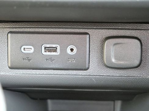 Used 2023 Buick Encore GX Preferred w/ Cold Weather Comfort Package FWD image 44