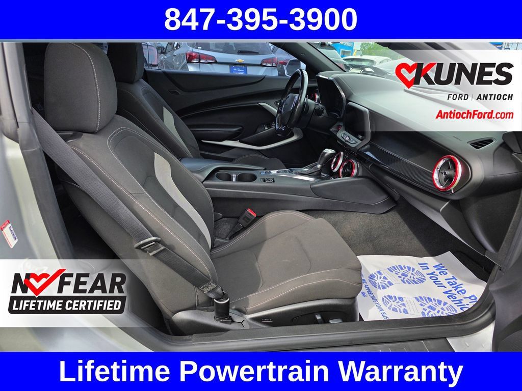 Used 2018 Chevrolet Camaro SS RWD image 30