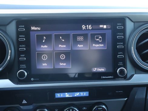 Used 2023 Toyota Tacoma SR5 w/ Technology Package image 28