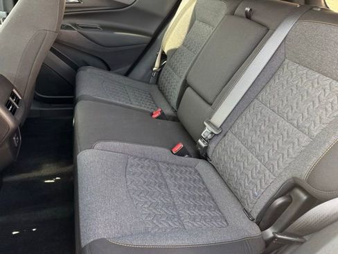 Used 2023 Chevrolet Equinox LT image 6