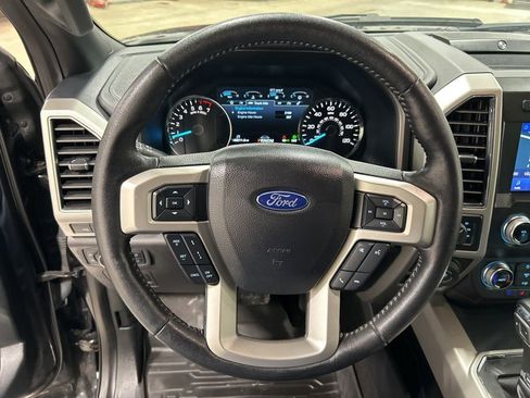 Used 2019 Ford F150 Lariat w/ Equipment Group 502A Luxury image 15