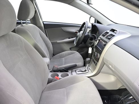 Used 2013 Toyota Corolla LE w/ Premium Pkg FWD image 16