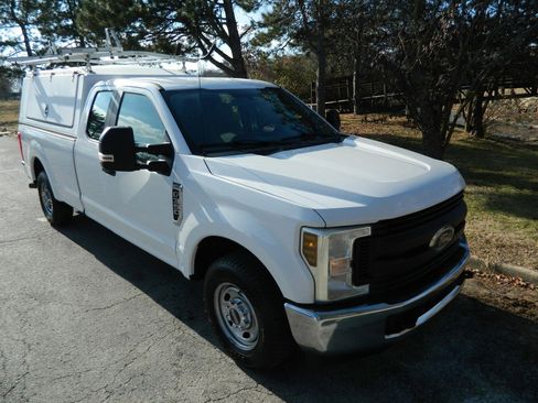 Used 2019 Ford F350 XL w/ XL Value Package image 3