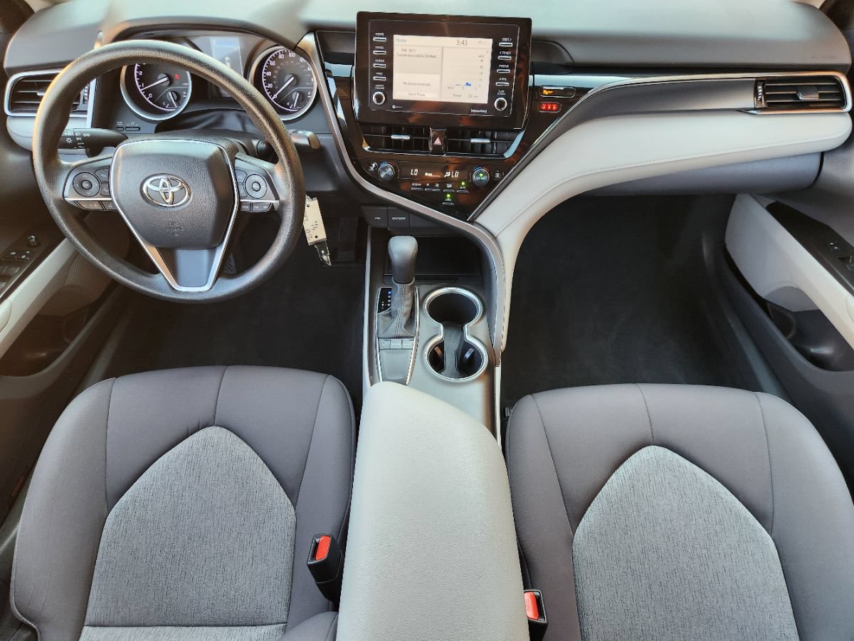 Used 2022 Toyota Camry LE FWD image 39