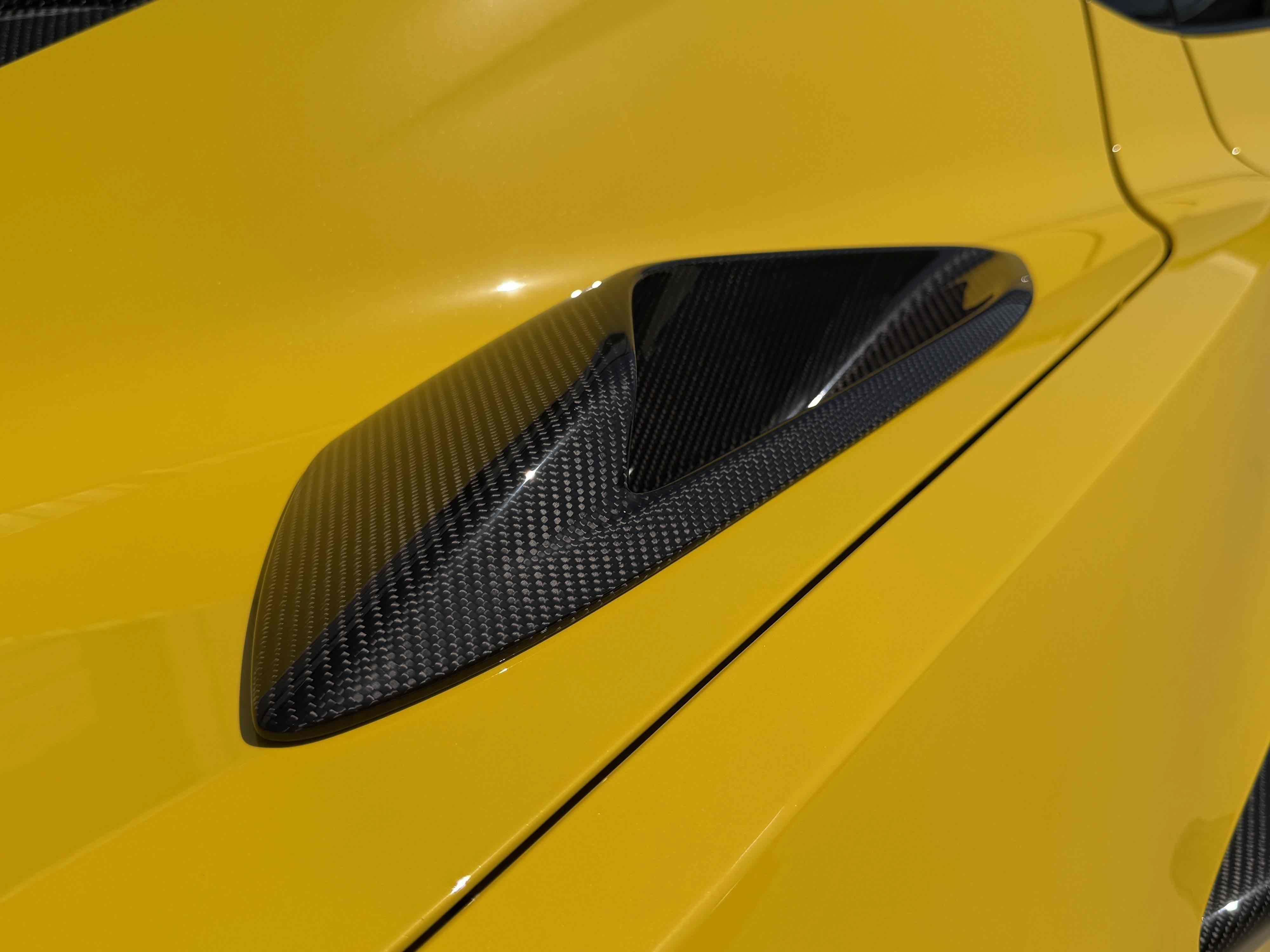 Used 2026 Chevrolet Corvette ZR1 w/ ZR1 Carbon Fiber Aero Package RWD image 33