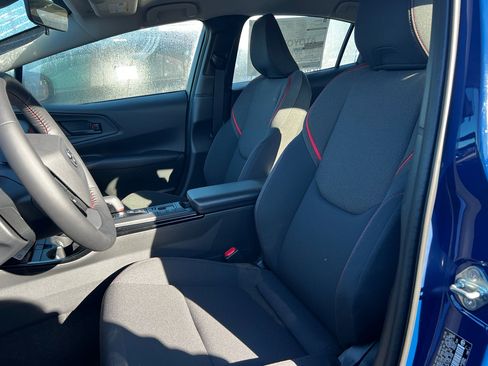 New 2026 Toyota Prius Plug-In Hybrid image 10