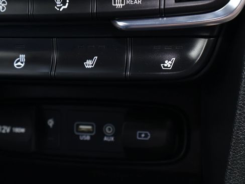 Used 2020 Hyundai Santa Fe Limited image 31