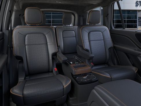 New 2025 Lincoln Aviator Black Label w/ Black Label Special Edition AWD/4WD image 11