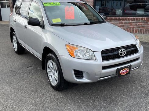 Used 2012 Toyota RAV4 4WD w/ Value Pkg image 2