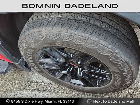 Used 2021 GMC Sierra 1500 Elevation w/ LPO, Elevation Black Package image 8