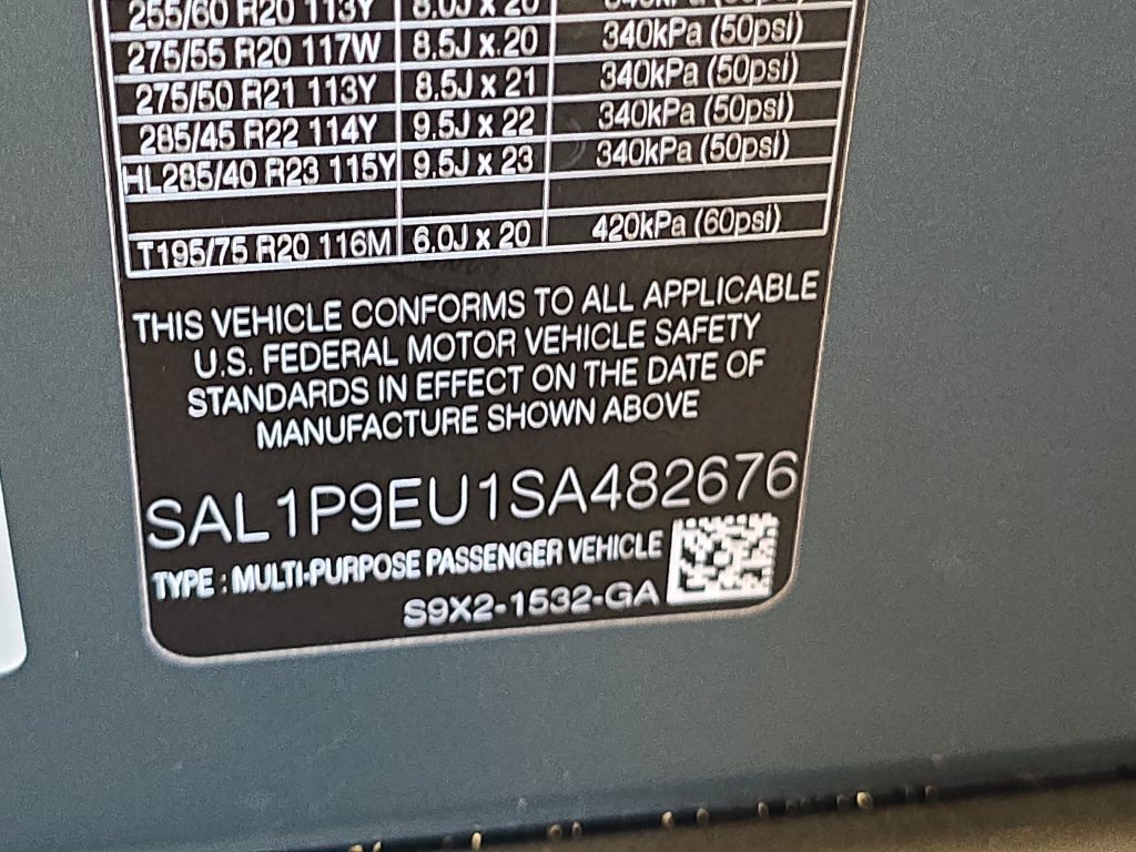 Certified 2025 Land Rover Range Rover Sport SE AWD/4WD image 37