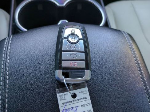 Used 2018 Ford Edge Titanium w/ Equipment Group 301A image 29