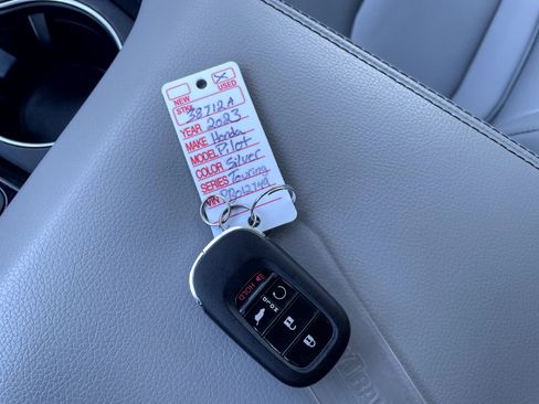 Used 2023 Honda Pilot Touring image 22