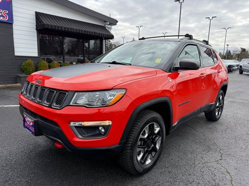 Used 2018 Jeep Compass Trailhawk w/ Safe & Security Group image 2