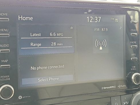 Used 2022 Toyota Highlander XLE FWD image 18