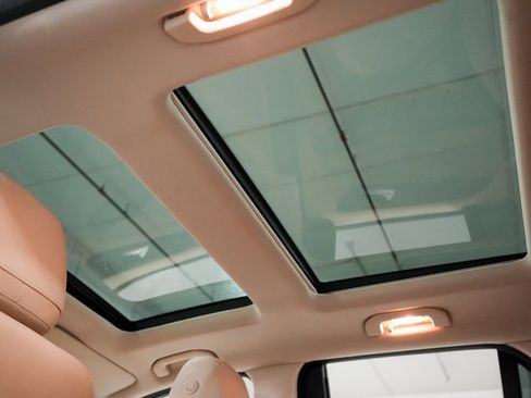 Used 2019 Mercedes-Benz GLE 43 AMG 4MATIC w/ Premium 2 Package image 16