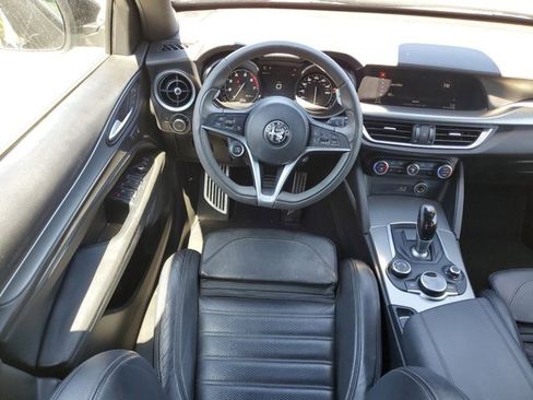 Used 2018 Alfa Romeo Stelvio Ti Sport image 16