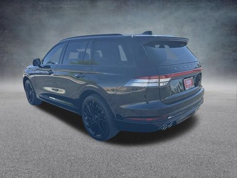Used 2025 Lincoln Aviator Reserve w/ Equipment Group 201A AWD/4WD image 6