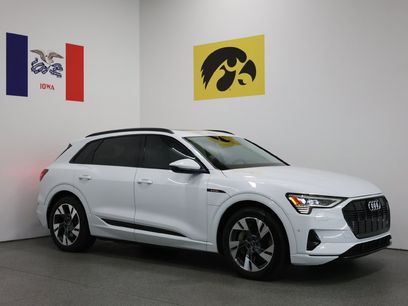 Used 2022 Audi e-tron Premium w/ Convenience Plus Package