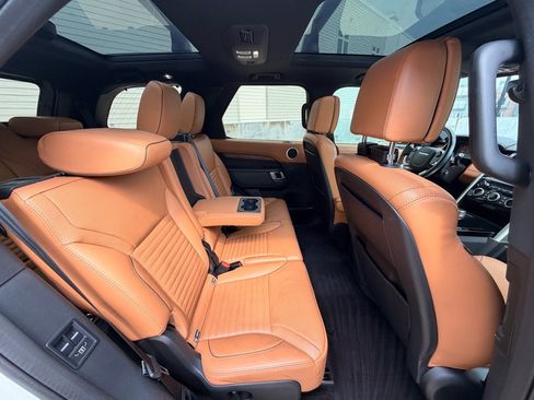 Used 2019 Land Rover Discovery HSE Luxury AWD/4WD image 20