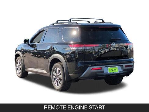 New 2026 Nissan Pathfinder SL image 7