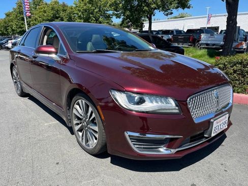 Used 2018 Lincoln MKZ Reserve w/ Technology Package FWD image 2