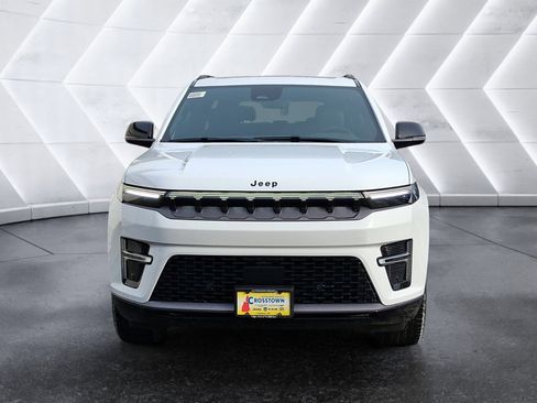 New 2026 Jeep Grand Wagoneer Limited image 9