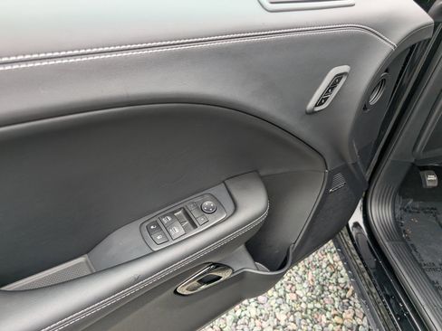 Used 2023 Dodge Challenger SRT Hellcat RWD image 15