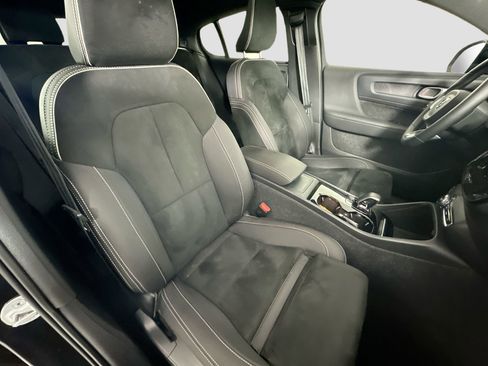 Certified 2024 Volvo C40 P8 Recharge Plus image 28