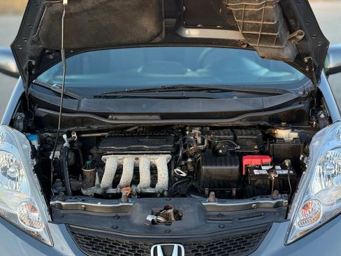 Used 2011 Honda Fit Sport image 27