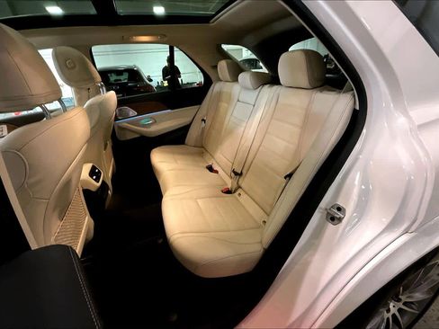 Used 2022 Mercedes-Benz GLE 350 4MATIC image 21