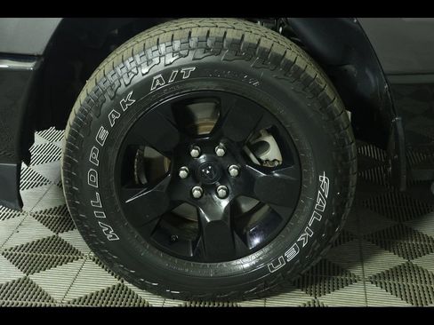 Used 2023 RAM 1500 Big Horn AWD/4WD image 6