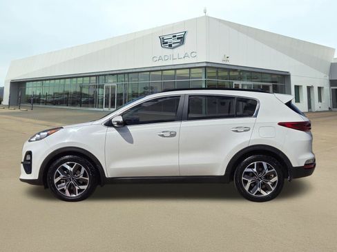 Used 2020 Kia Sportage EX w/ EX Technology Package FWD image 3
