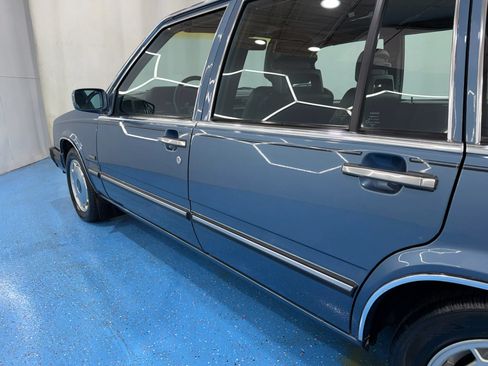Used 1987 Volvo 760 GLE RWD image 37