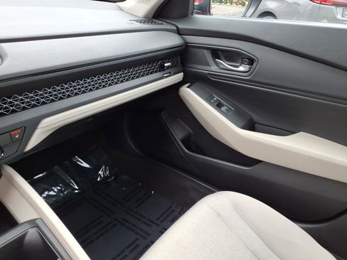 Certified 2024 Honda Accord EX image 30