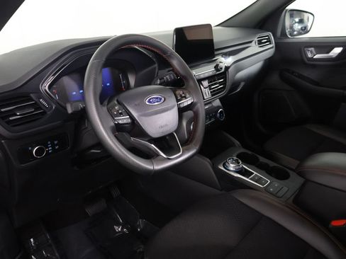 Used 2025 Ford Escape ST-Line AWD/4WD image 24