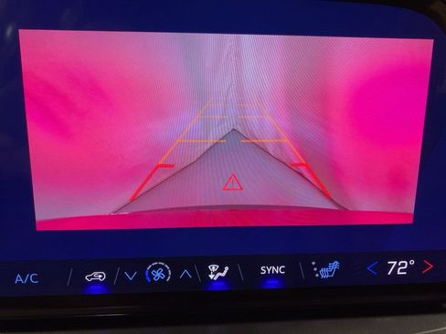 New 2026 Chevrolet Traverse LT w/ LPO, Floor Liner Package image 19