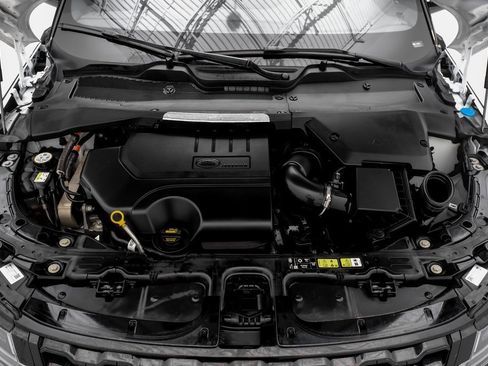 Used 2023 Land Rover Range Rover Evoque R-Dynamic SE image 45