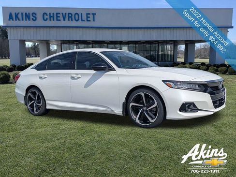Used 2022 Honda Accord Sport image 2