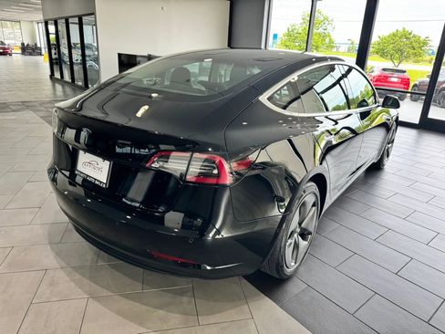 Used 2018 Tesla Model 3 Long Range RWD image 5
