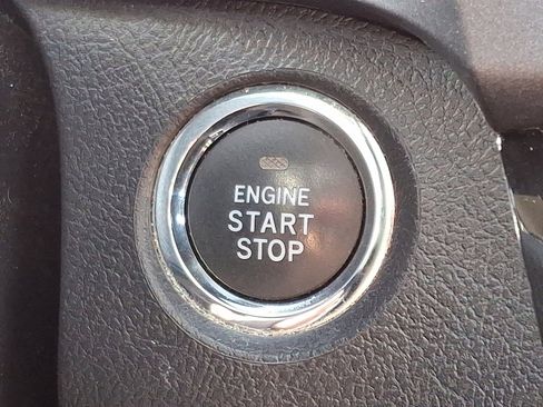 Certified 2020 Toyota Sienna Limited image 28