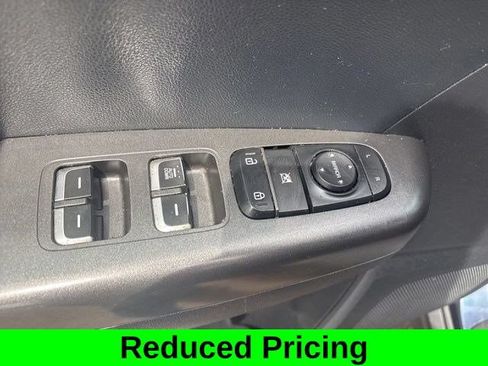 Used 2022 Kia Sportage LX AWD/4WD image 14