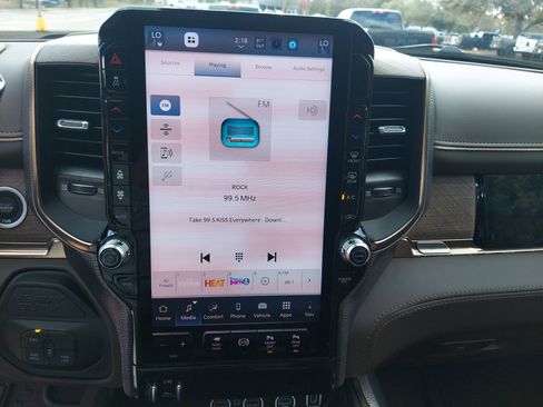 New 2026 RAM 3500 Longhorn image 17