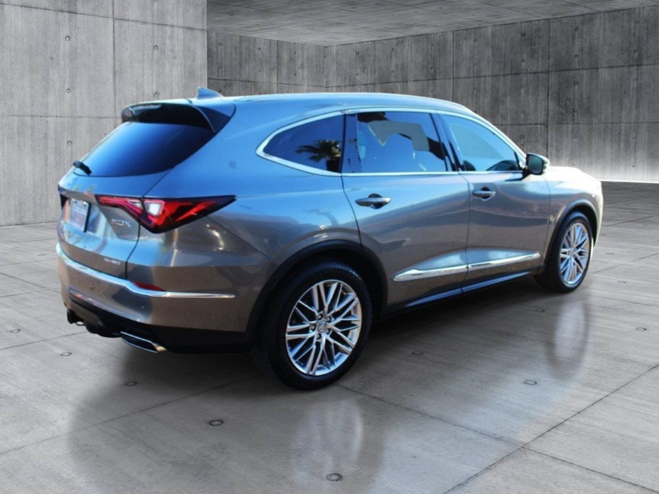 Used 2023 Acura MDX w/ Advance Package AWD/4WD image 4