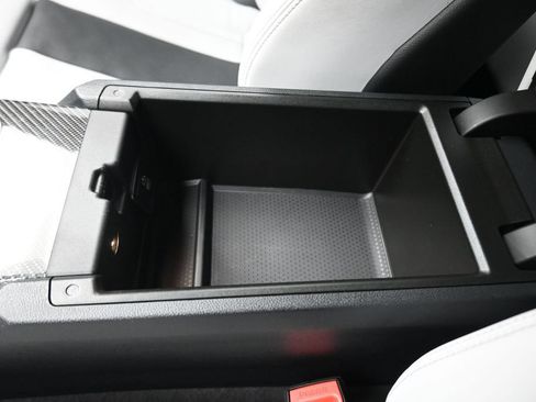 Used 2023 BMW M3 Competition RWD image 25